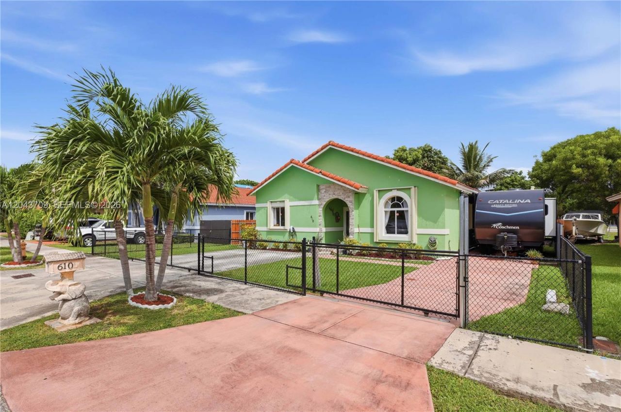 610 SE 12th Ter, Homestead, FL 33033 Photo