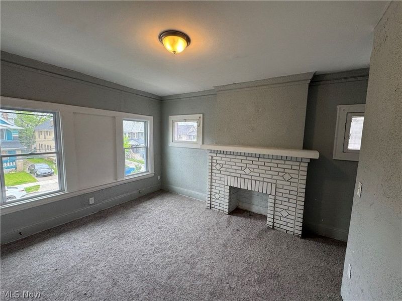 915 Eddy Road, Cleveland, OH 44108 Photo 3
