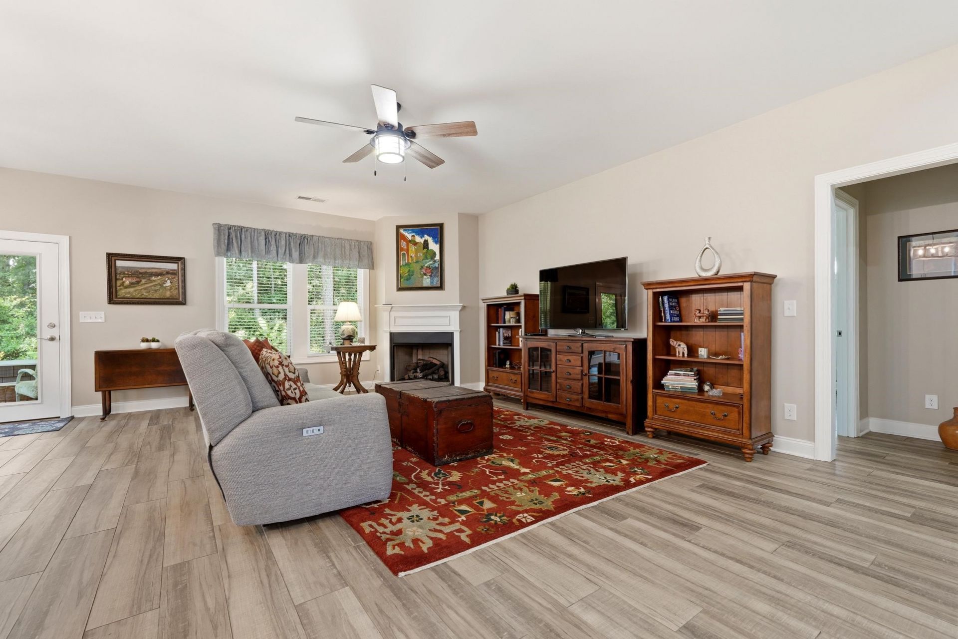 214 Swallowtail Ct.  Photo 5