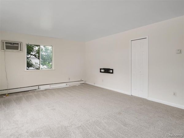 38576 Meadowdale Street, Clinton Twp, MI 48036