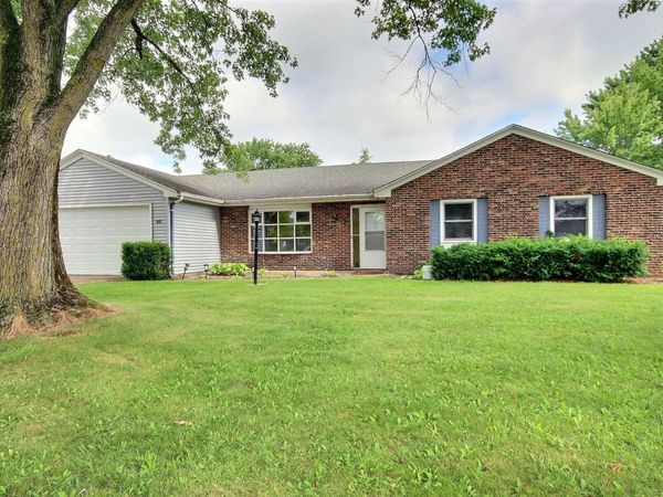 722 Wolverton Drive, Fort Wayne, IN 46825