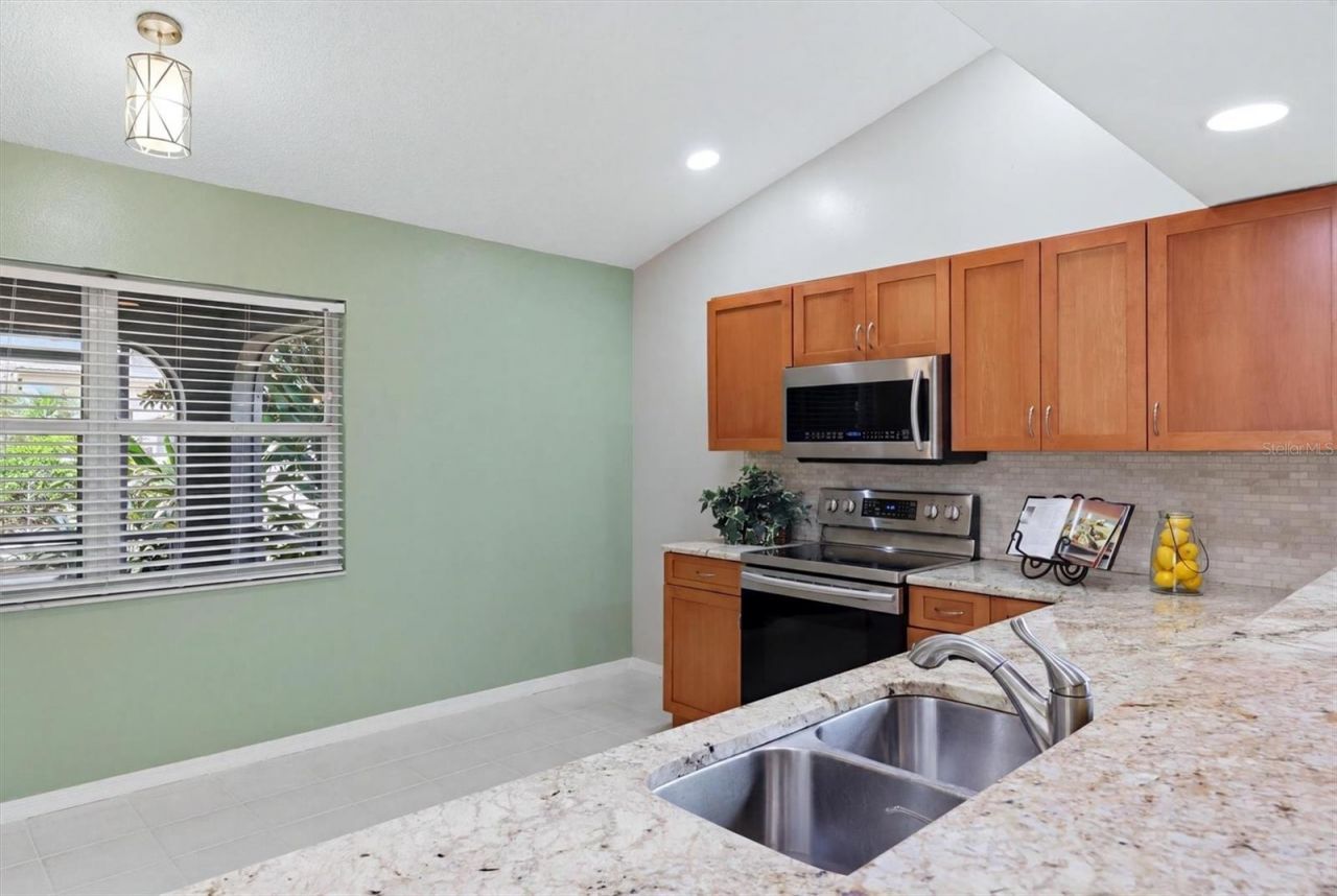 4461 Ascot Circle N, Sarasota, FL 34235 Photo