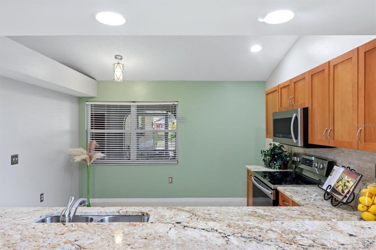 4461 Ascot Circle N, Sarasota, FL 34235 Photo
