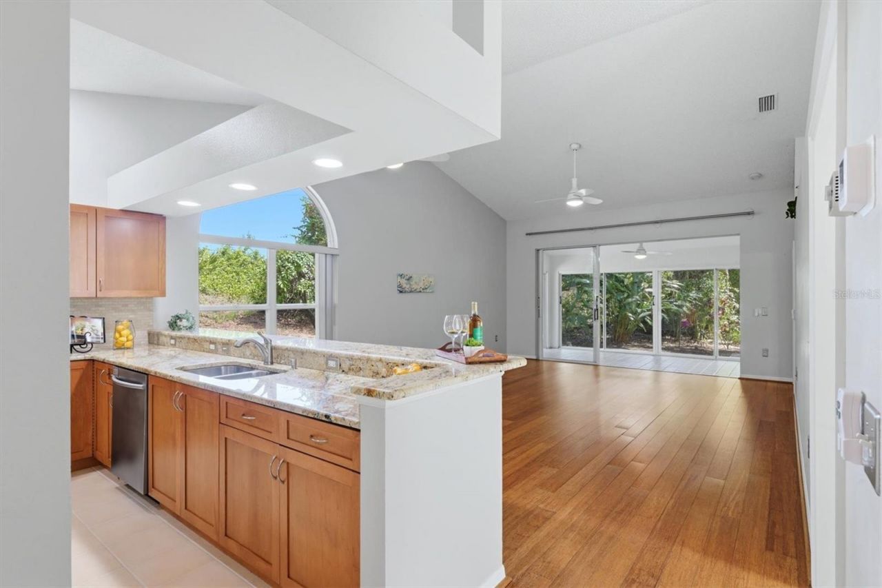 4461 Ascot Circle N, Sarasota, FL 34235 Photo