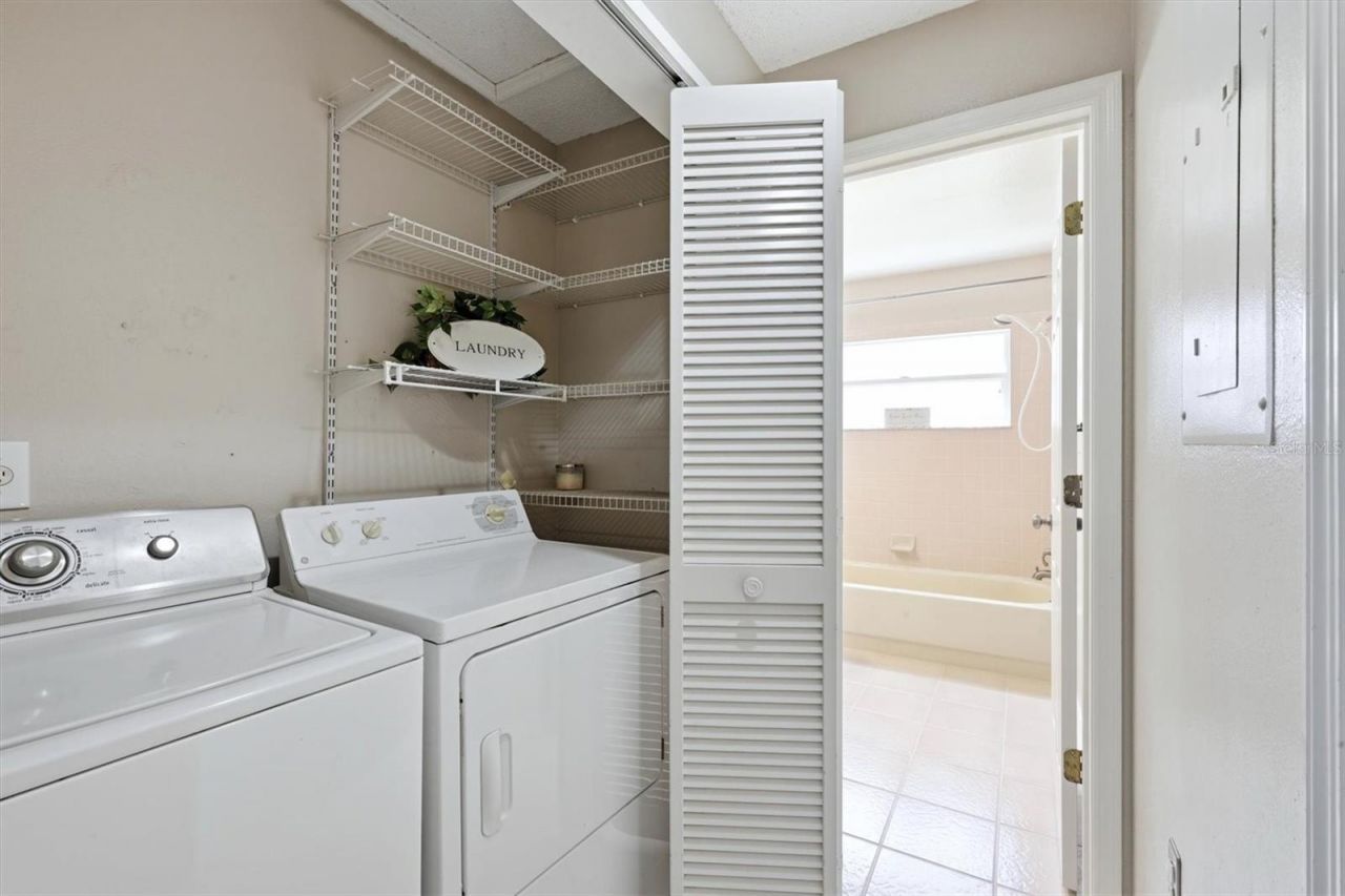 4461 Ascot Circle N, Sarasota, FL 34235 Photo