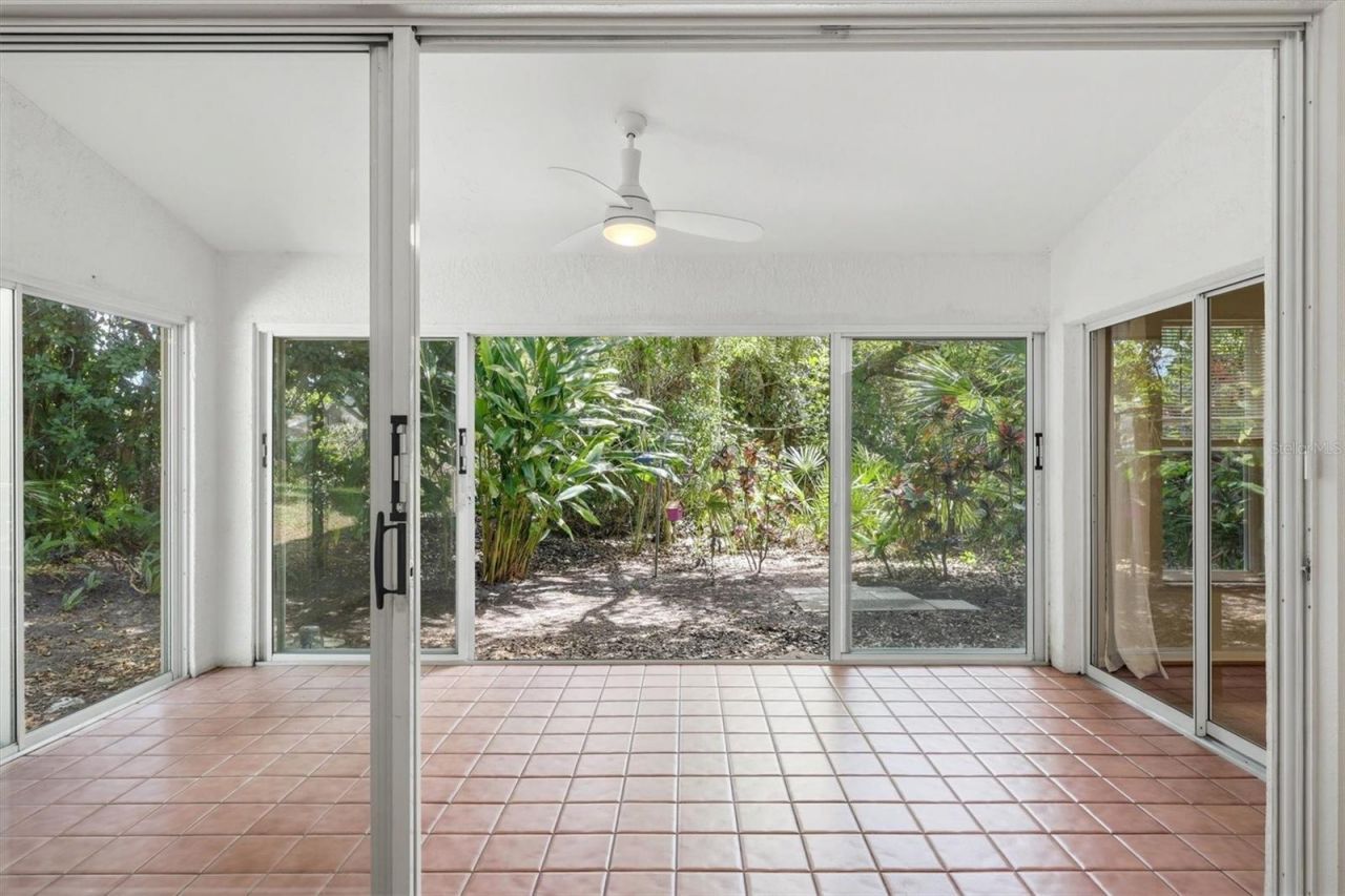 4461 Ascot Circle N, Sarasota, FL 34235 Photo