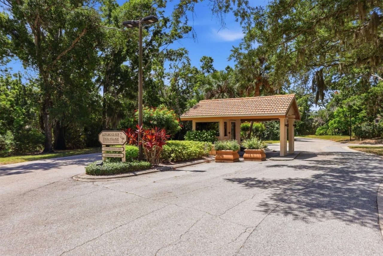 4461 Ascot Circle N, Sarasota, FL 34235 Photo