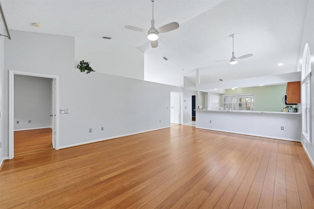 4461 Ascot Circle N, Sarasota, FL 34235 Photo