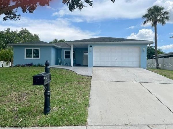 1713 MAPLELEAF BOULEVARD , OLDSMAR, FL 34677