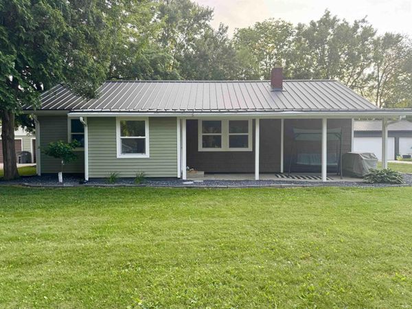205 S Washington Street, Wakarusa, IN 46573