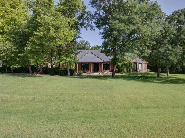 1761 Deerwood Trail, Edmond, OK 73034
