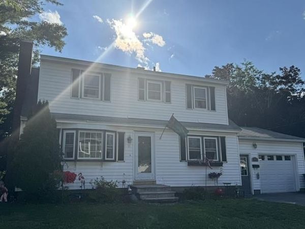 10 Hastings Lane, Nashua, NH 03064
