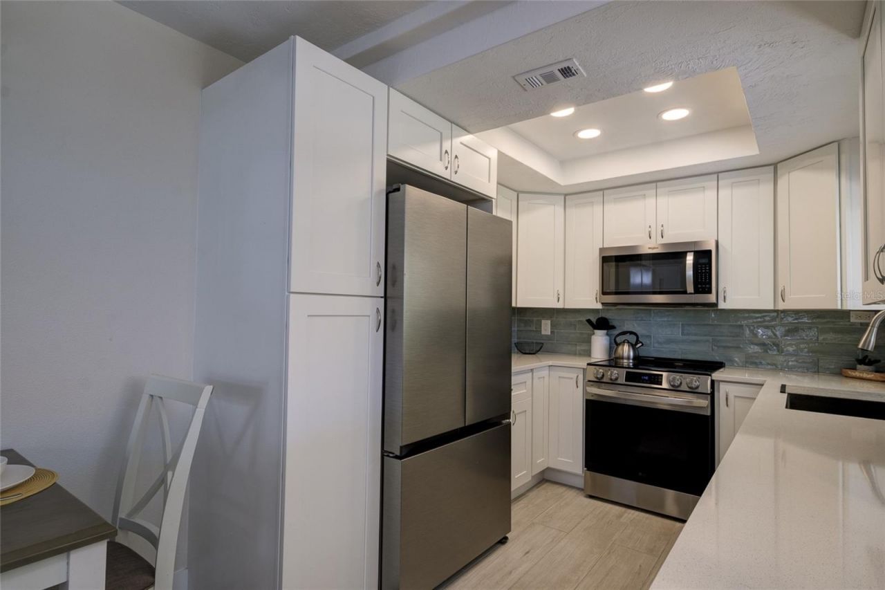 161 Vista Hermosa Circle, Unit 26A, Sarasota, FL 34242 Photo