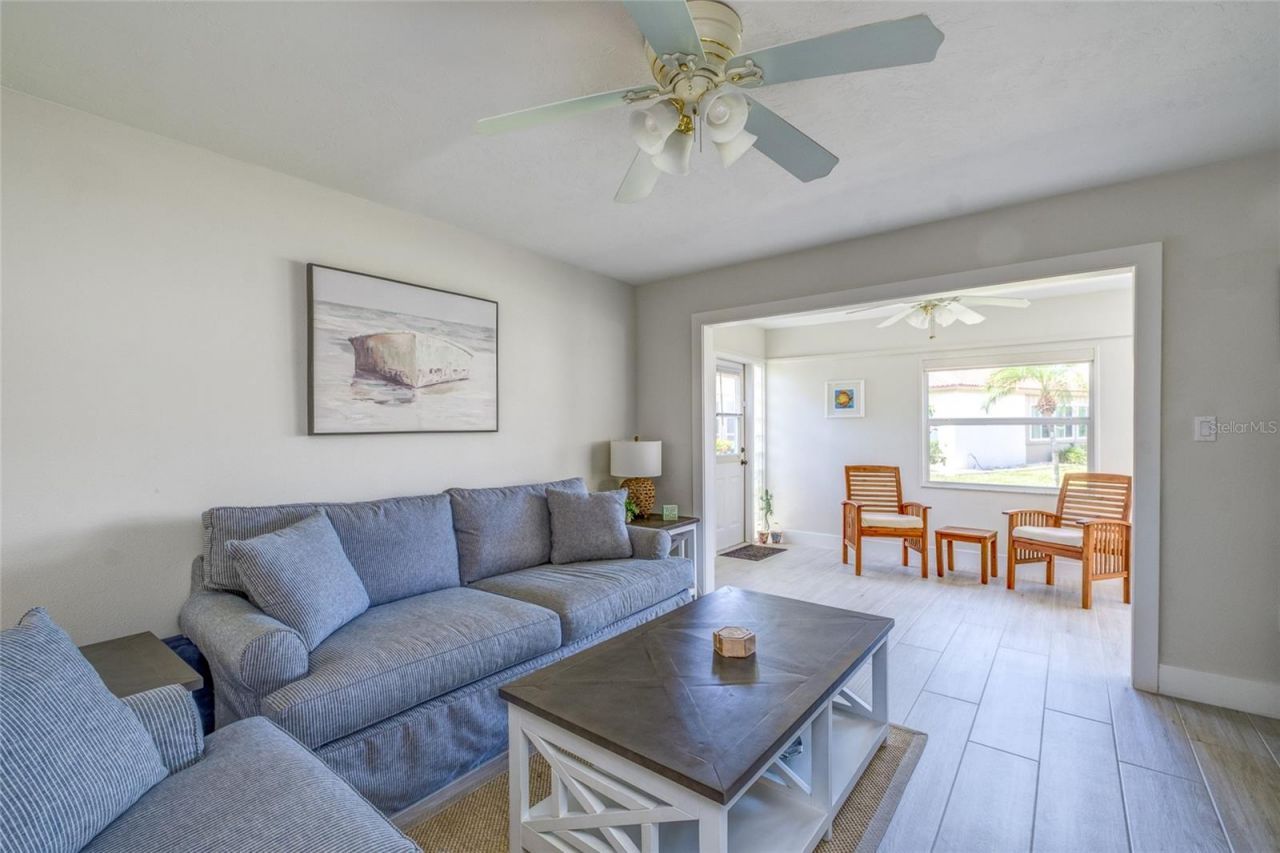 161 Vista Hermosa Circle, Unit 26A, Sarasota, FL 34242 Photo