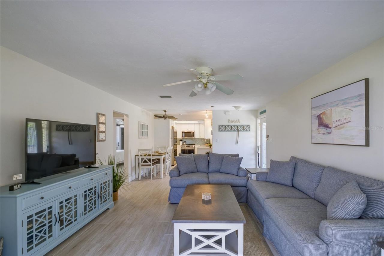 161 Vista Hermosa Circle, Unit 26A, Sarasota, FL 34242 Photo