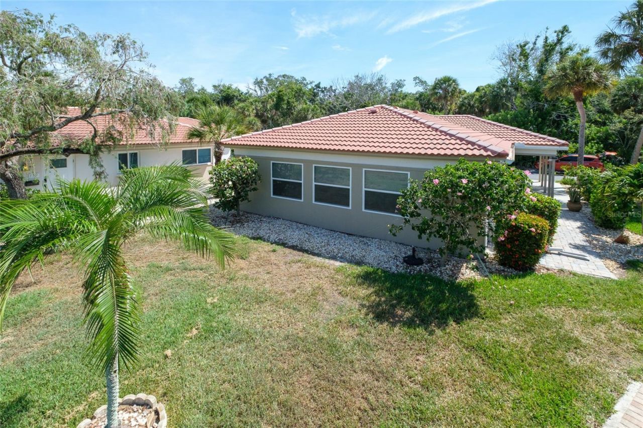 161 Vista Hermosa Circle, Unit 26A, Sarasota, FL 34242 Photo