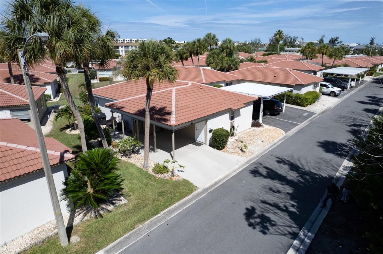 161 Vista Hermosa Circle, Unit 26A, Sarasota, FL 34242 Photo