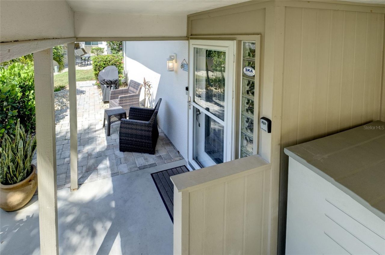 161 Vista Hermosa Circle, Unit 26A, Sarasota, FL 34242 Photo