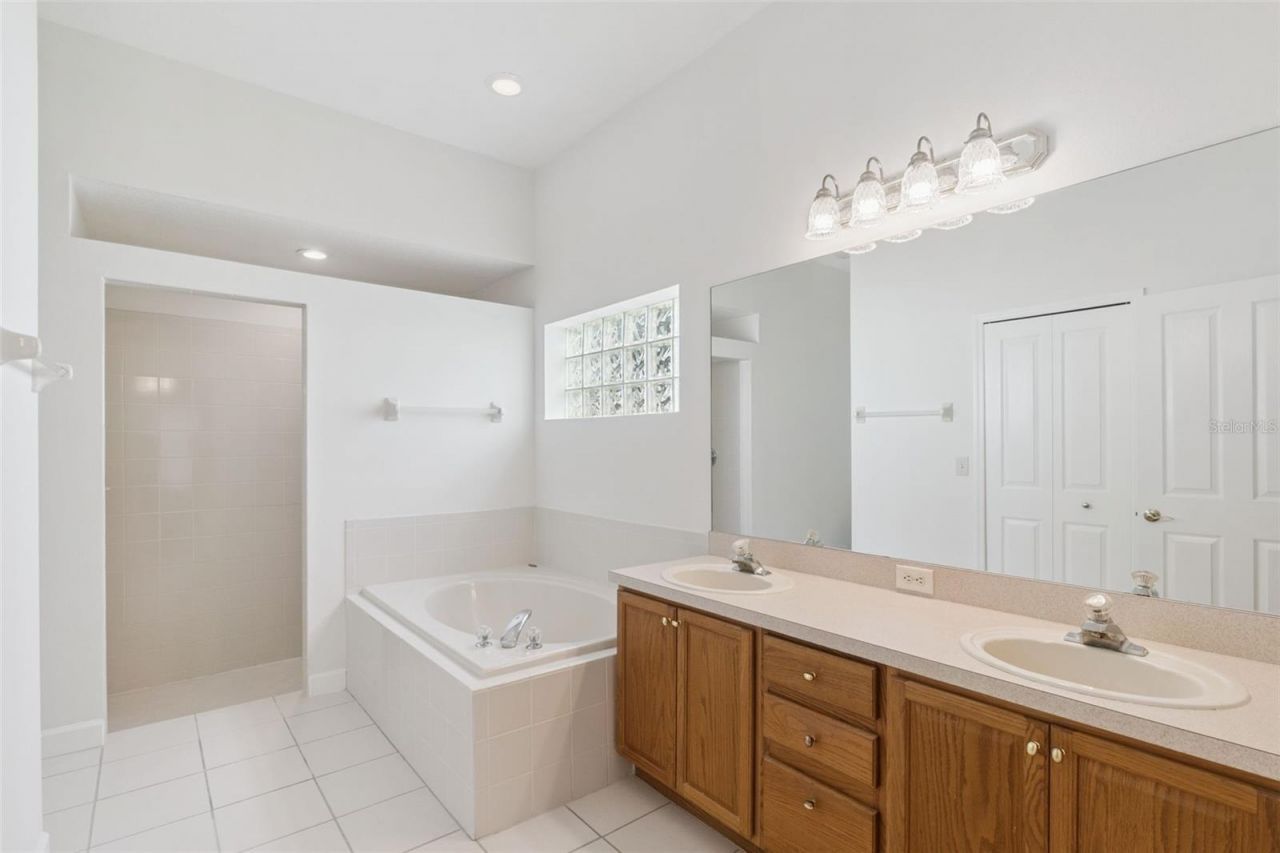1094 Golf Point Loop , Apopka, FL 32712 Photo