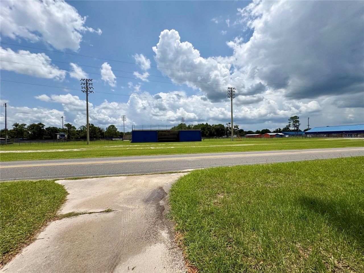 507 Governor Avenue Ne, Branford, FL 32008 Photo