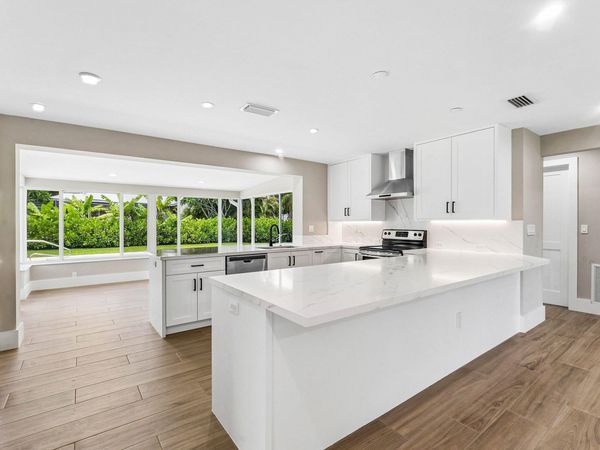 945 Westwind Drive, North Palm Beach, FL 33408