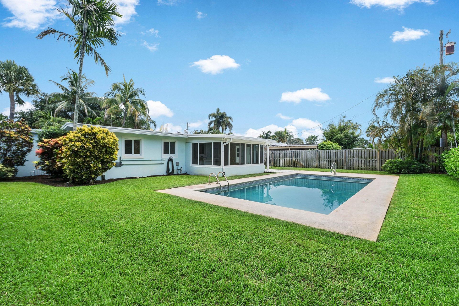 945 Westwind Drive, North Palm Beach, FL 33408 Photo