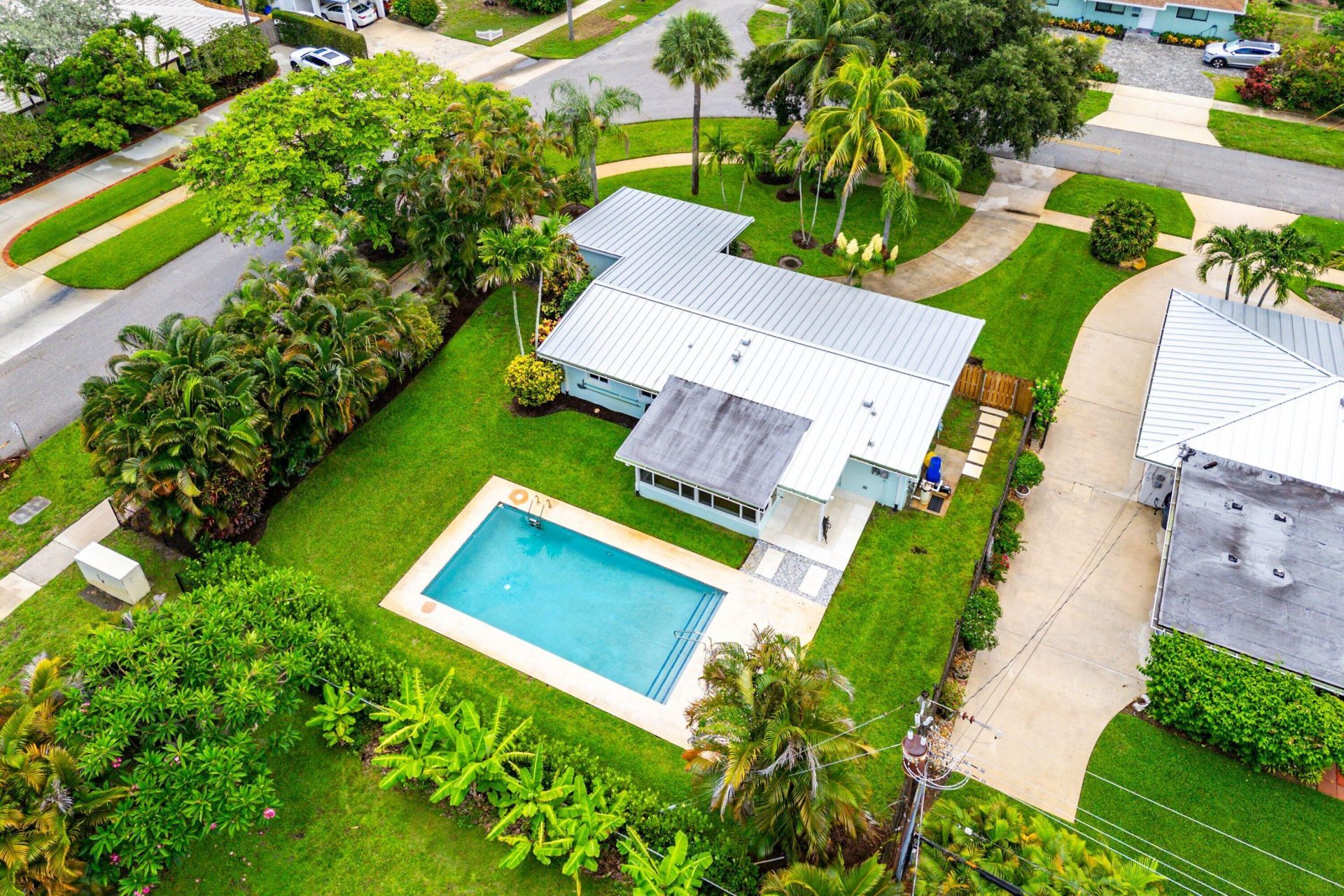 945 Westwind Drive, North Palm Beach, FL 33408 Photo