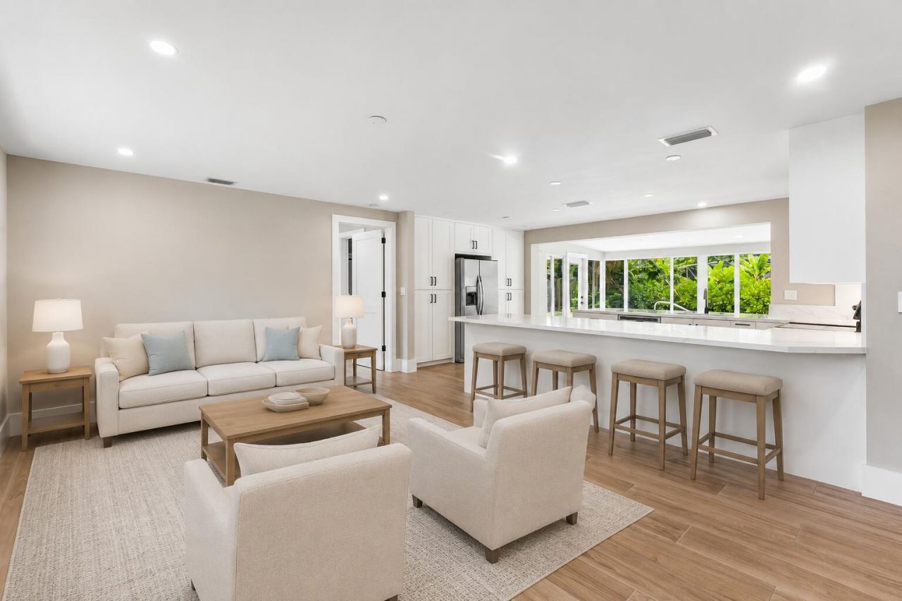 945 Westwind Drive, North Palm Beach, FL 33408 Photo