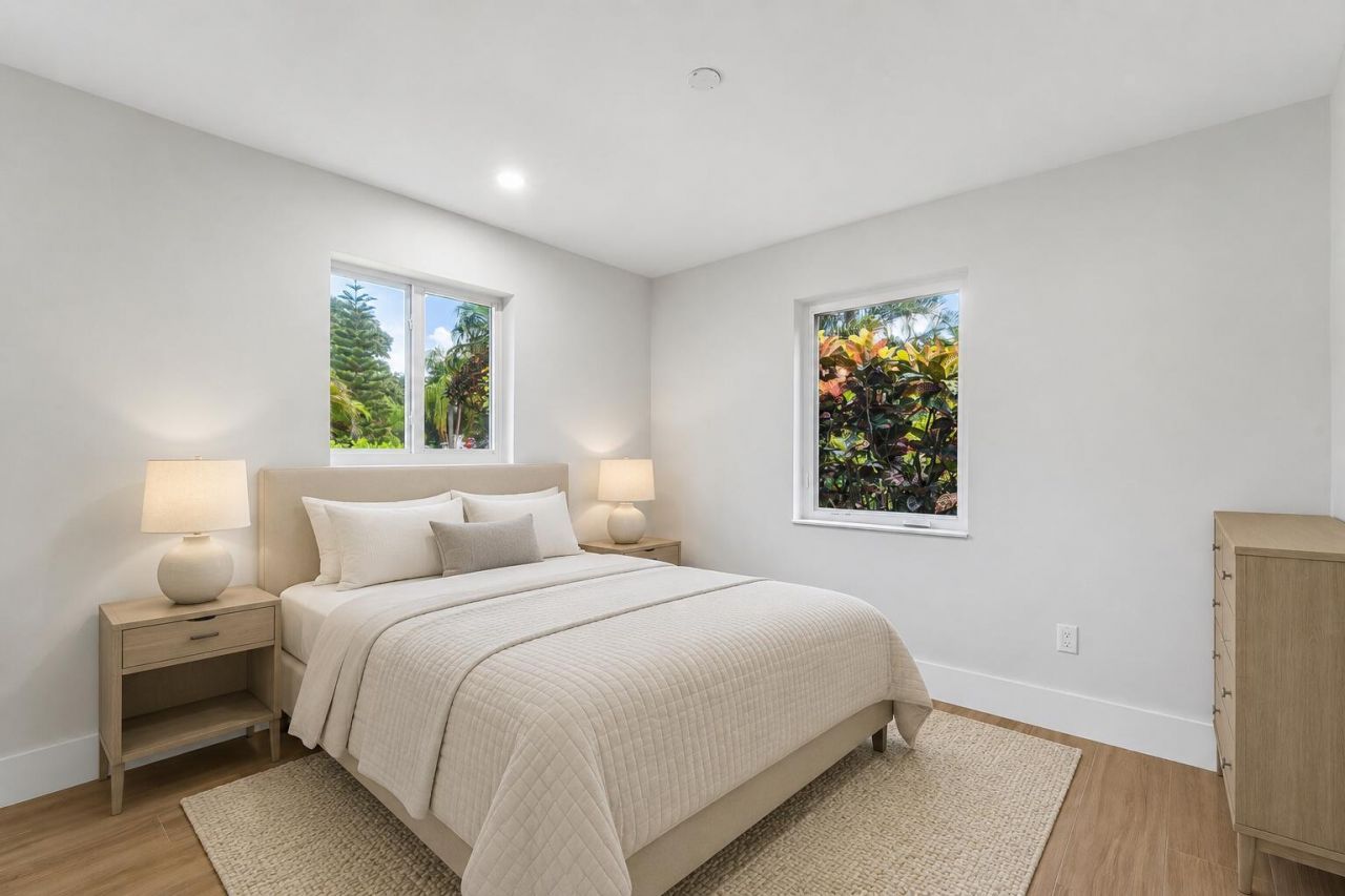 945 Westwind Drive, North Palm Beach, FL 33408 Photo