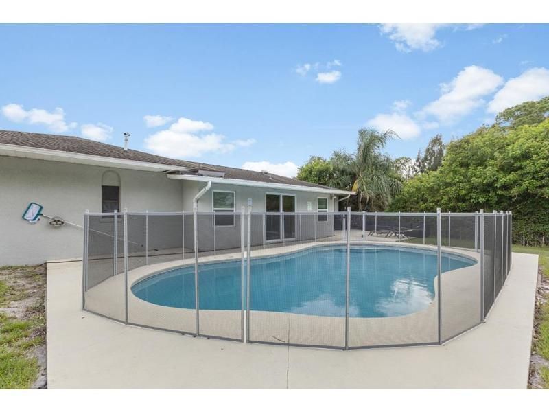 758 Beard Avenue, Sebastian, FL 32958 Photo