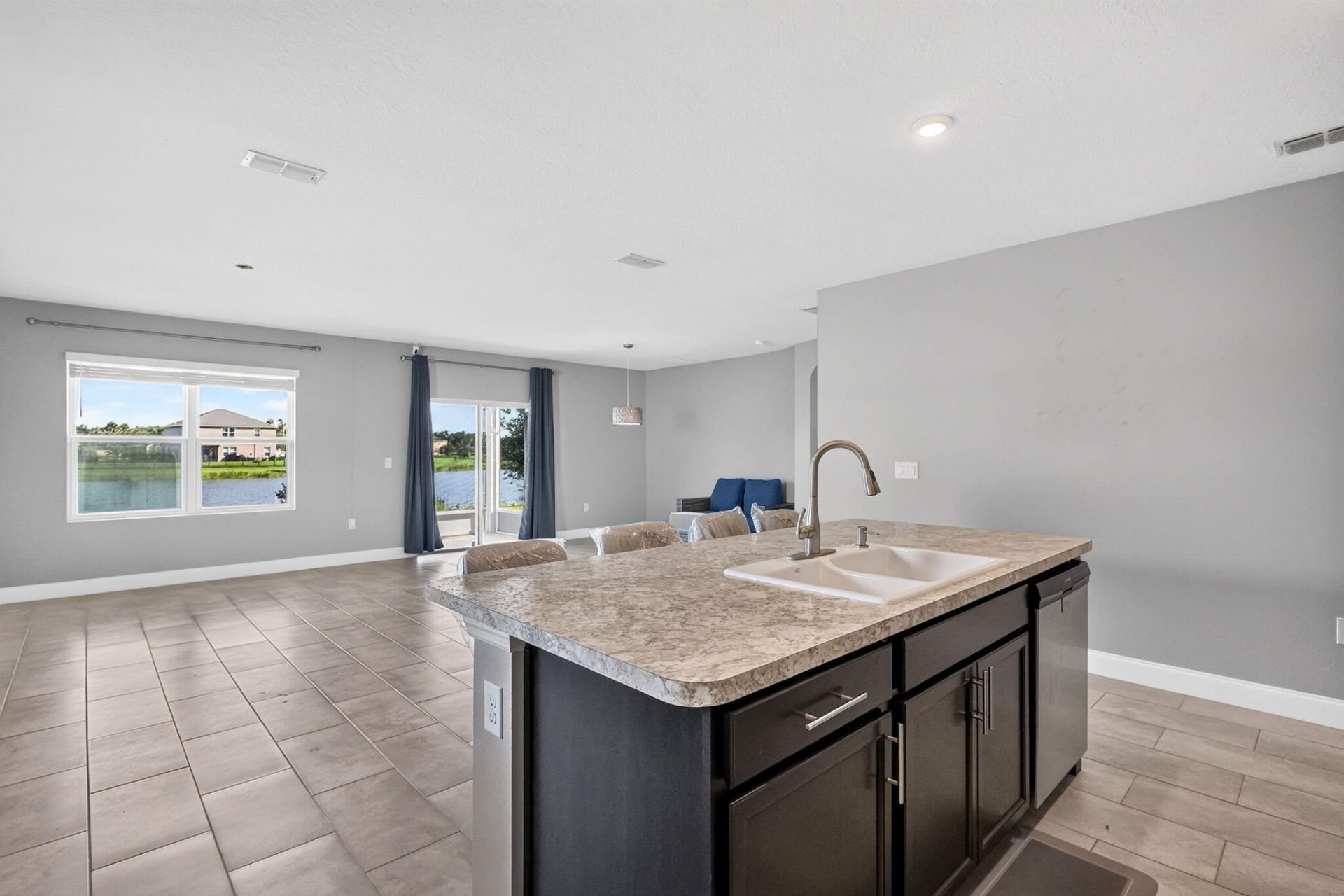 8649 Cobblestone Drive, Fort Pierce, FL 34945 Photo