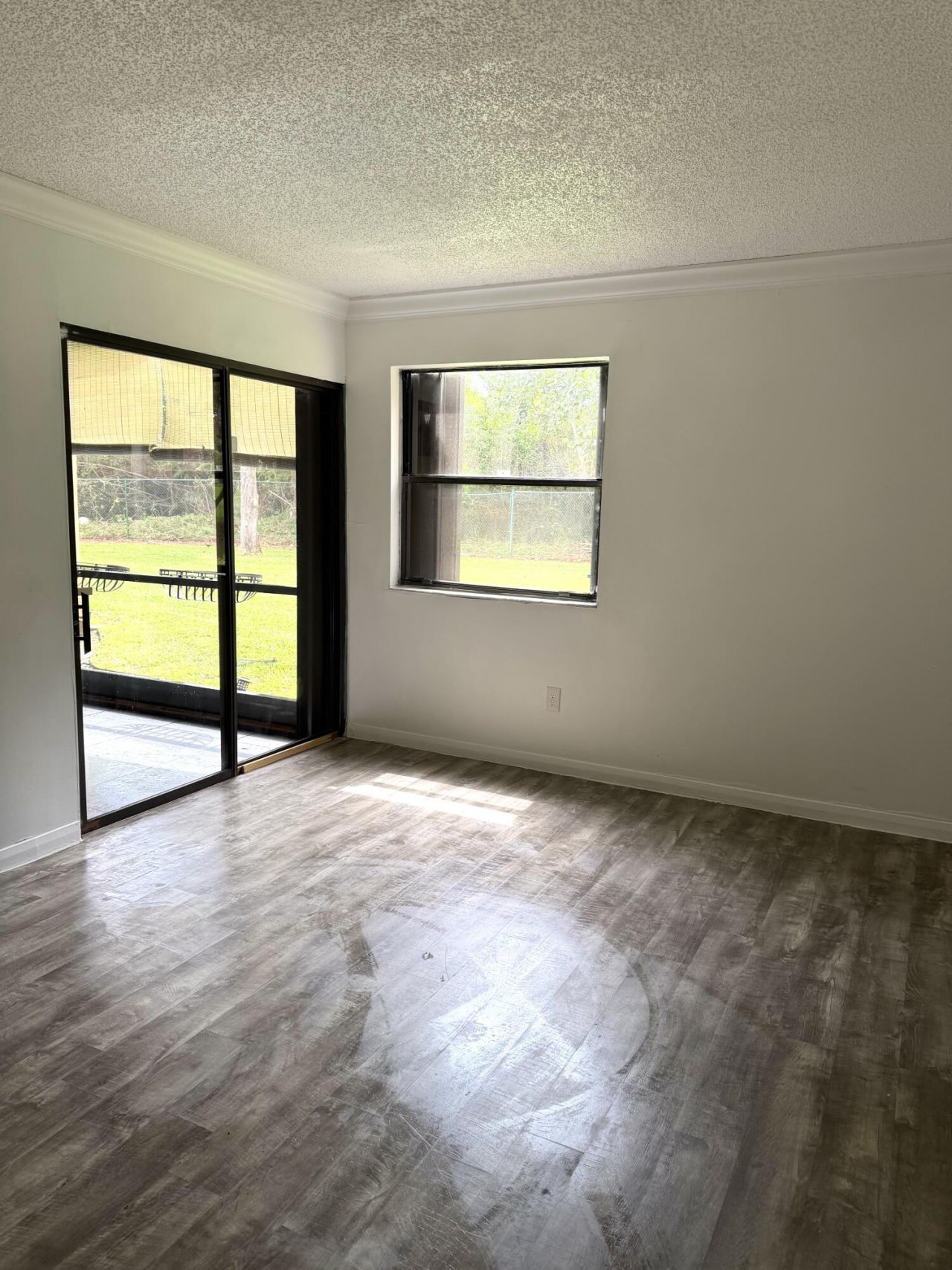 405 Lakeview Drive E, Royal Palm Beach, FL 33411 Photo