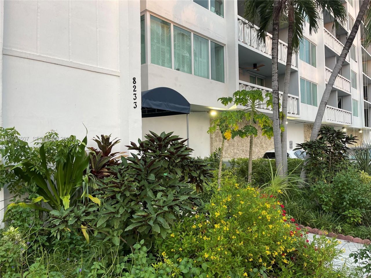 8233 Harding Ave, Unit 408, Miami Beach, FL 33141 Photo