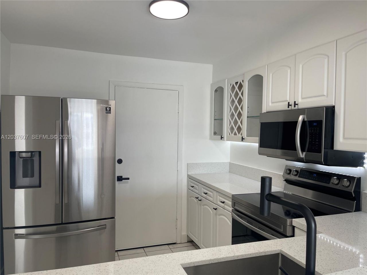 8233 Harding Ave, Unit 408, Miami Beach, FL 33141 Photo