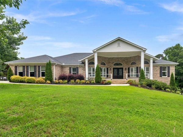 25 Walnut Lane , Covington, GA 30014