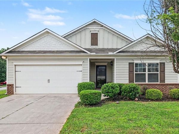 4205 Magnolia Place , Gainesville, GA 30504
