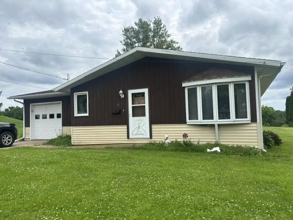 149 East Street, Potosi, WI 53820