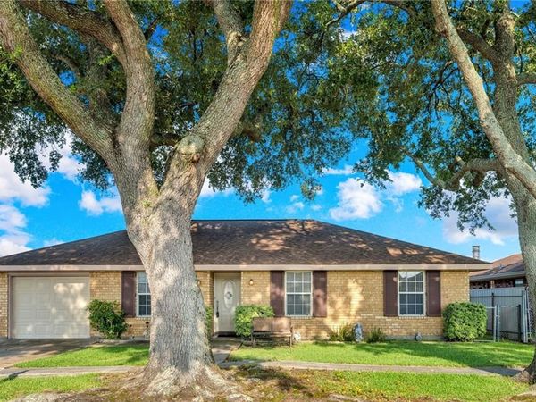 3916 BRIANT Drive, Marrero, LA 70072