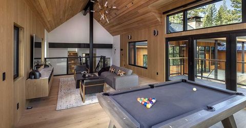 8136 Villandry Drive, Truckee, CA 96161 Photo