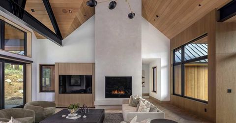 8136 Villandry Drive, Truckee, CA 96161 Photo
