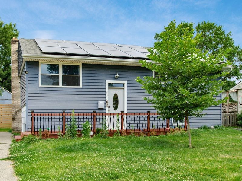 626 Knights Avenue, Columbus, OH 43230 Photo 2
