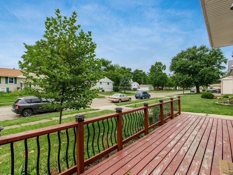 626 Knights Avenue, Columbus, OH 43230 Photo 4