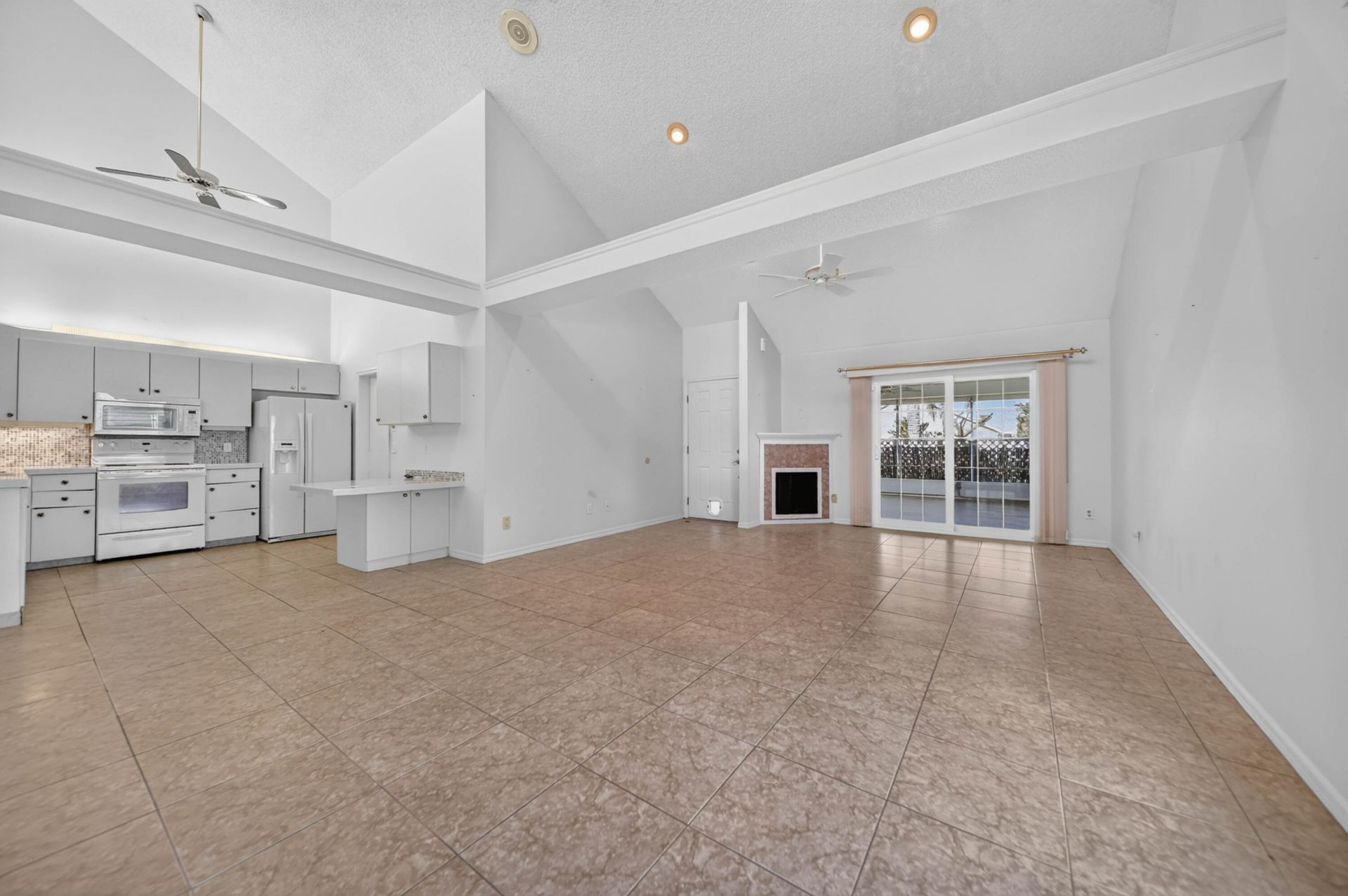2738 SE Tropical East Circle, Port Saint Lucie, FL 34952 Photo