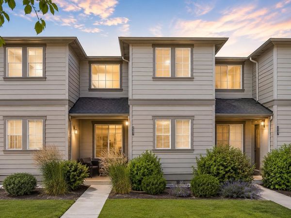 2547 NE Purcell Boulevard, Bend, OR 97701
