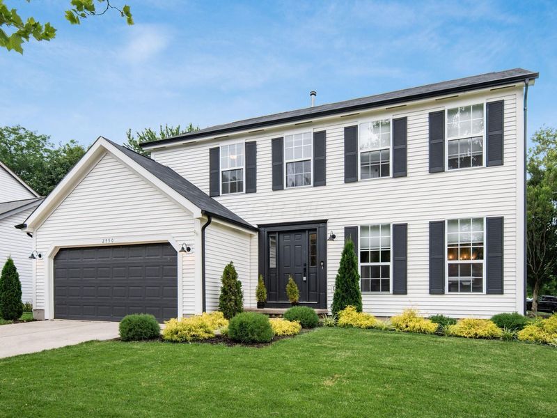 2550 Breathstone Drive, Powell, OH 43065 Photo 2