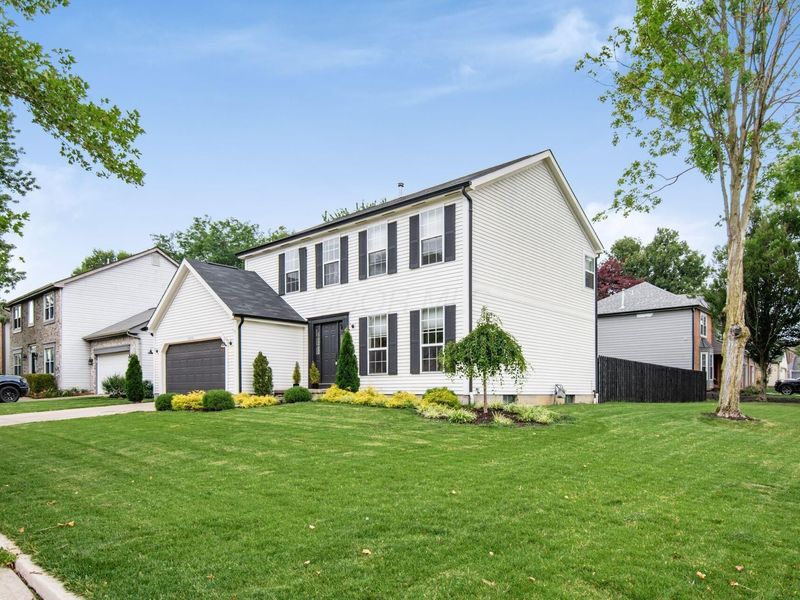 2550 Breathstone Drive, Powell, OH 43065 Photo 4