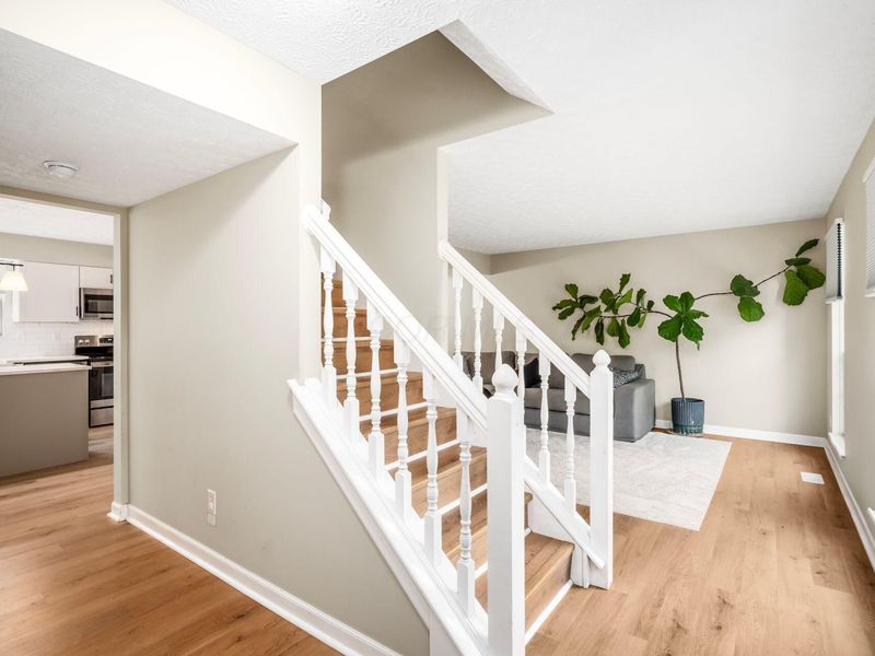 2550 Breathstone Drive, Powell, OH 43065 Photo 9