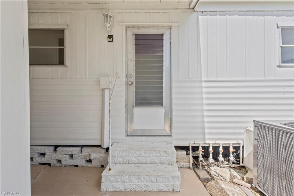 510 Menton Ln , Naples, FL 34112 Photo