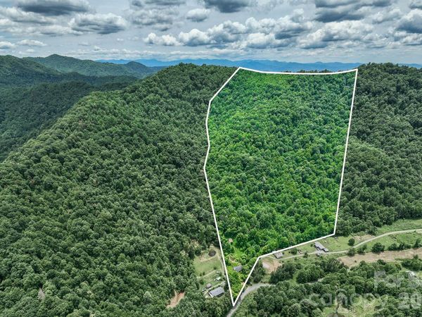789 Jarrett Cove Road , Marshall, NC 28753