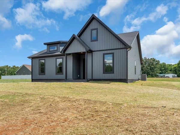 1459 Smartt Station Rd , Morrison, TN 37357